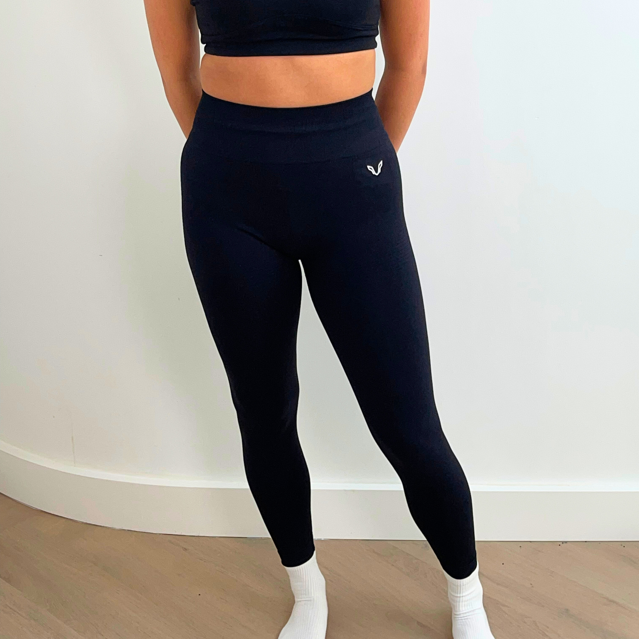 SECTION ØNE | PERFORMANCE LEGGING