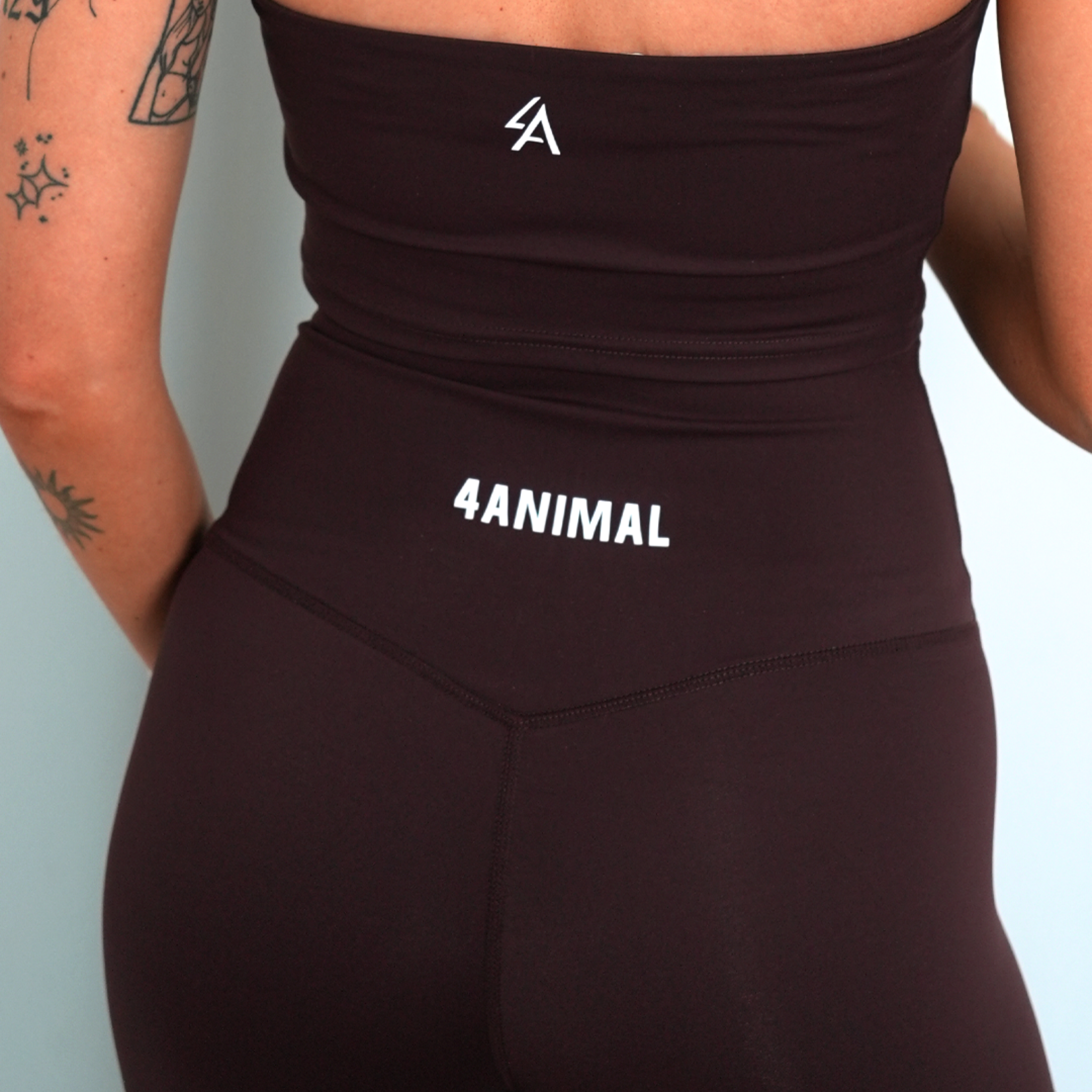 SECTION ØNE | PERFORMANCE LEGGING BROWN